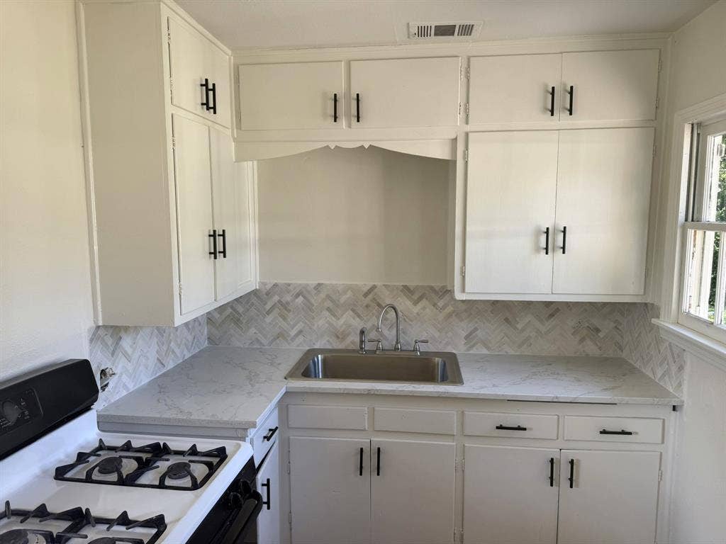 3605 Frederick Avenue, Waco, TX 76707 3605 Frederick Avenue, Waco, TX 76707