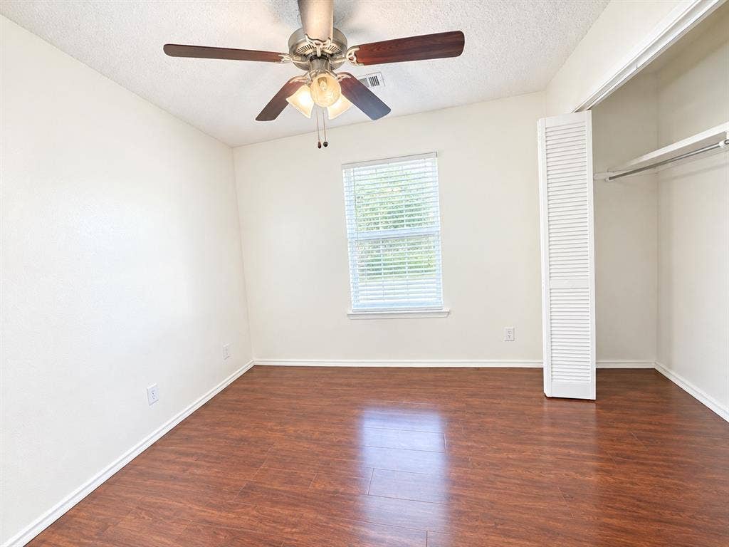 418 County Road 2615, Telephone, TX 75488