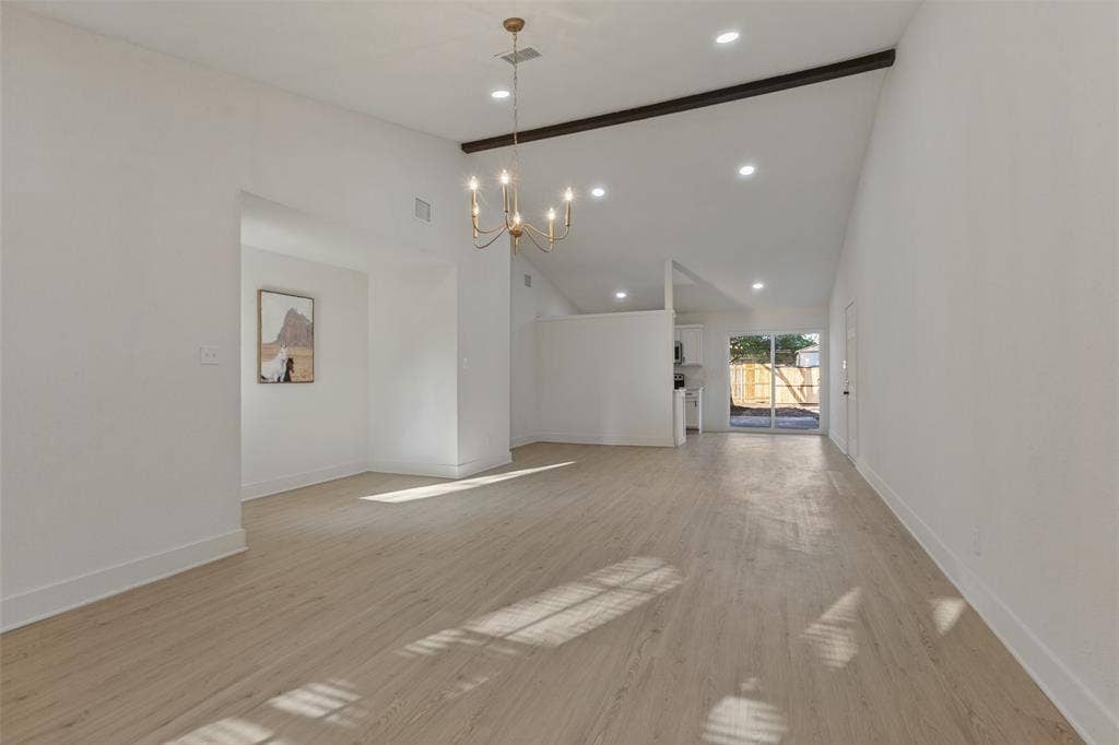 909 Maydelle Lane, Garland, TX 75042