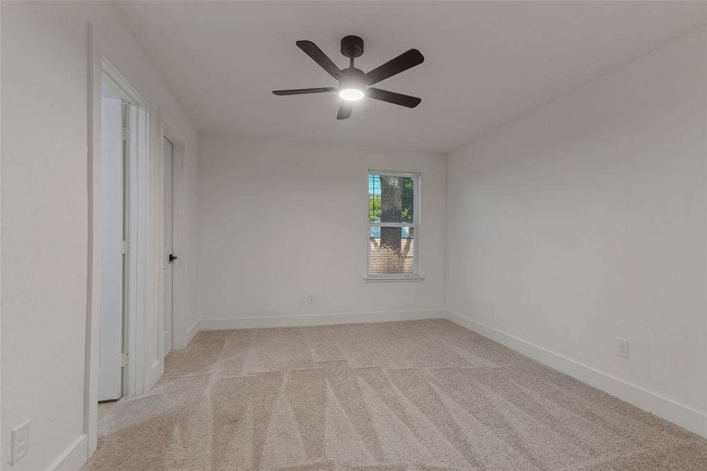 909 Maydelle Lane, Garland, TX 75042