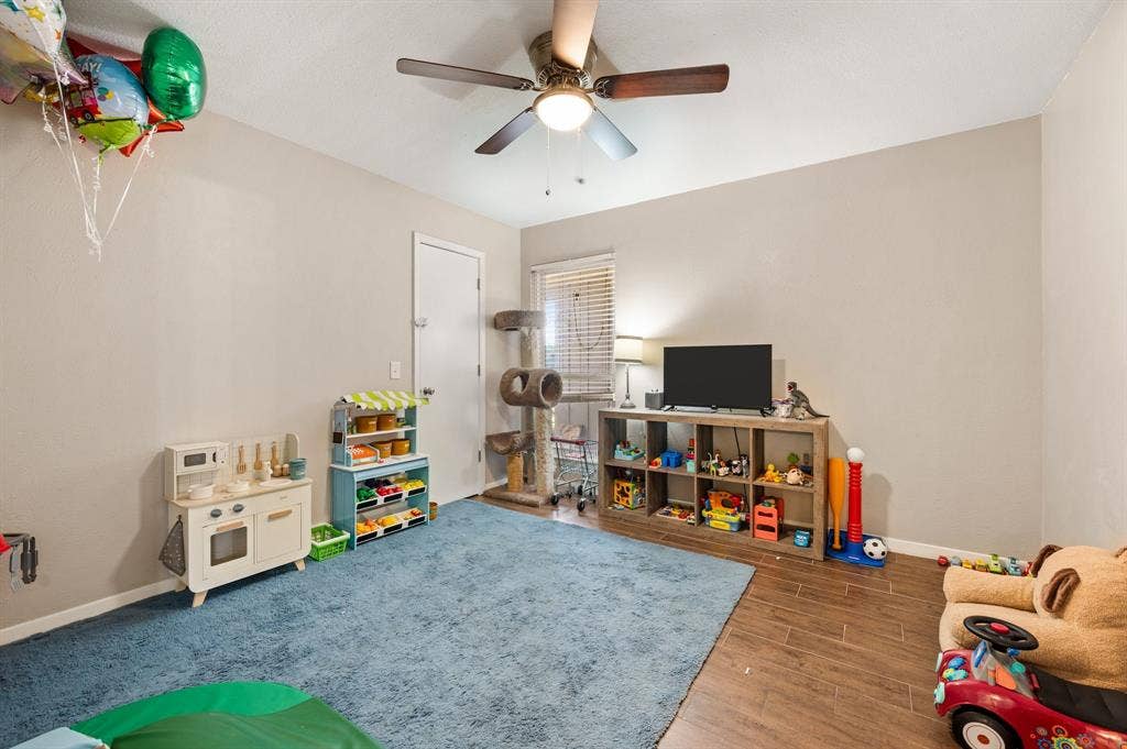 2405 Ridgewood Drive, Plano, TX 75074 2405 Ridgewood Drive, Plano, TX 75074