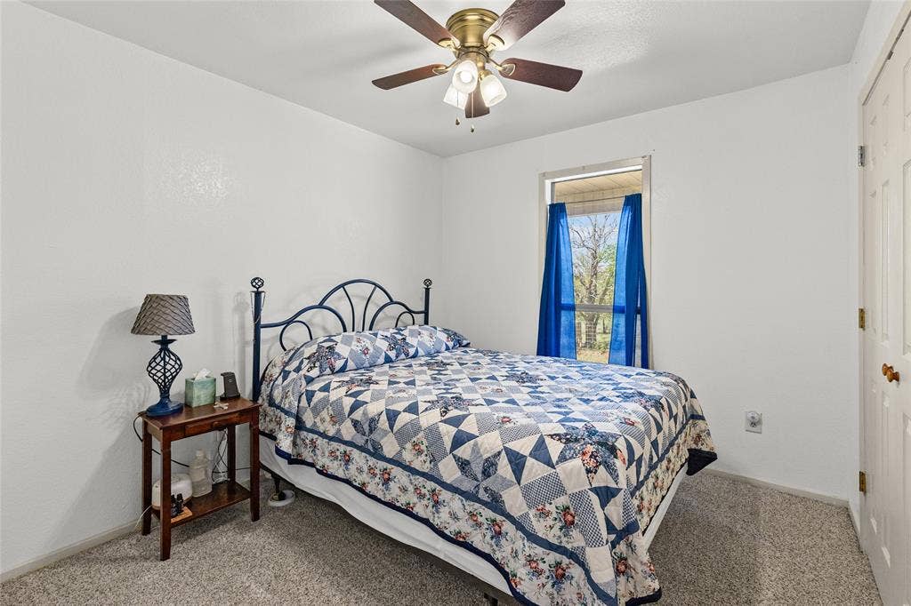 1586 County Road 4133, Cumby, TX 75433