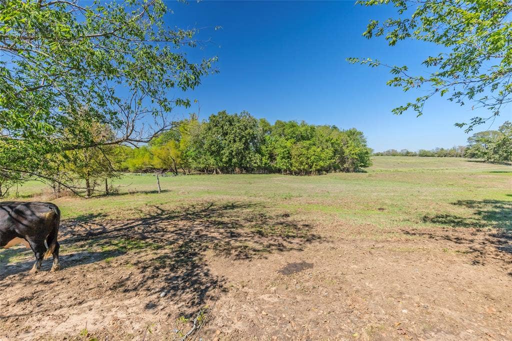 1586 County Road 4133, Cumby, TX 75433