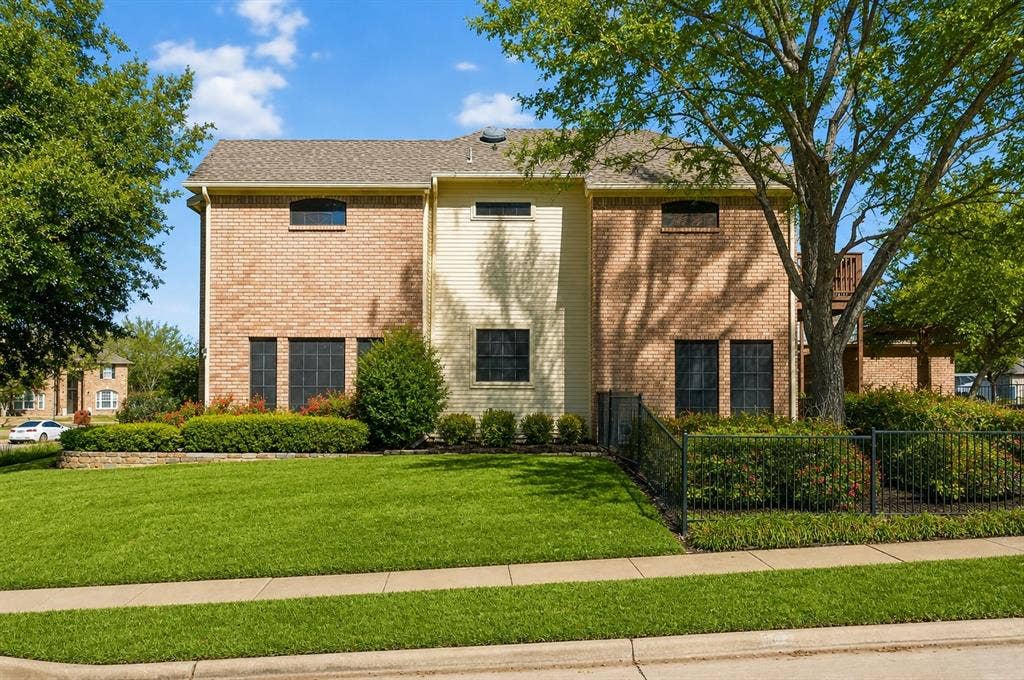 6622 Barclay Lane, Garland, TX 75044