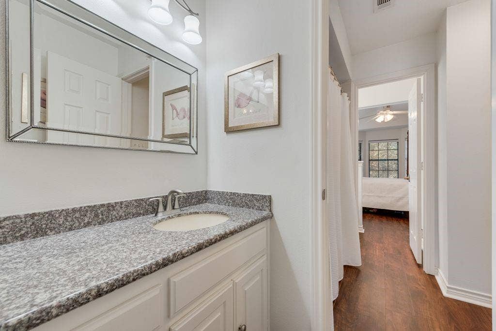 Upstairs jack and jill bath