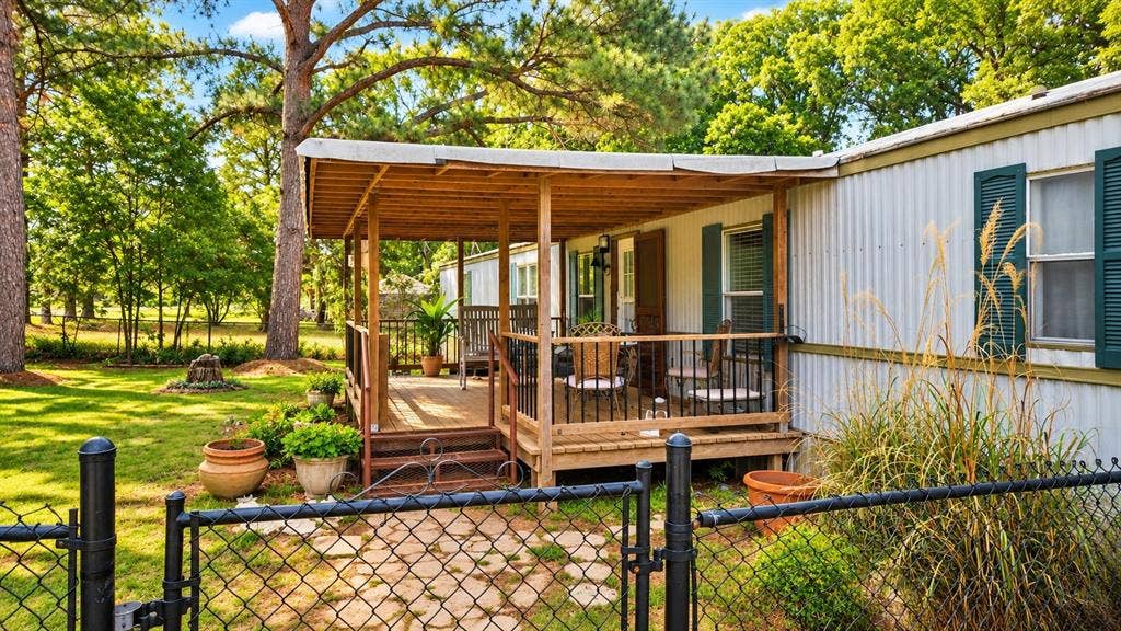 103 Cedar Ridge Drive, Eustace, TX 75124 103 Cedar Ridge Drive, Eustace, TX 75124