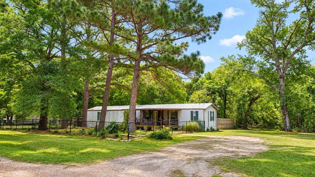 103 Cedar Ridge Drive, Eustace, TX 75124 103 Cedar Ridge Drive, Eustace, TX 75124
