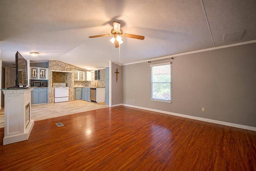 103 Cedar Ridge Drive, Eustace, TX 75124 Virtually edited to remove personal property