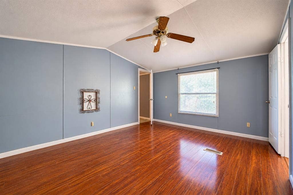 103 Cedar Ridge Drive, Eustace, TX 75124 Virtually edited to remove personal property