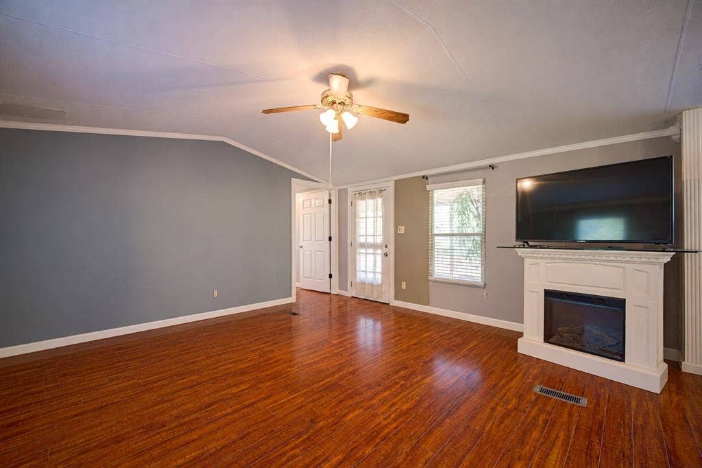 103 Cedar Ridge Drive, Eustace, TX 75124 Virtually edited to remove personal property