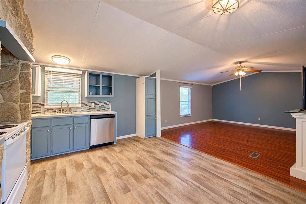 103 Cedar Ridge Drive, Eustace, TX 75124 Virtually edited to remove personal property