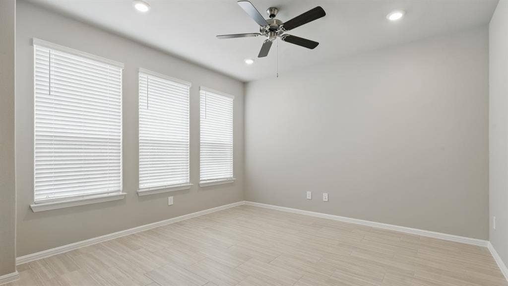 2916 MAPLE ORCHARD Lane, Fort Worth, TX 76140
