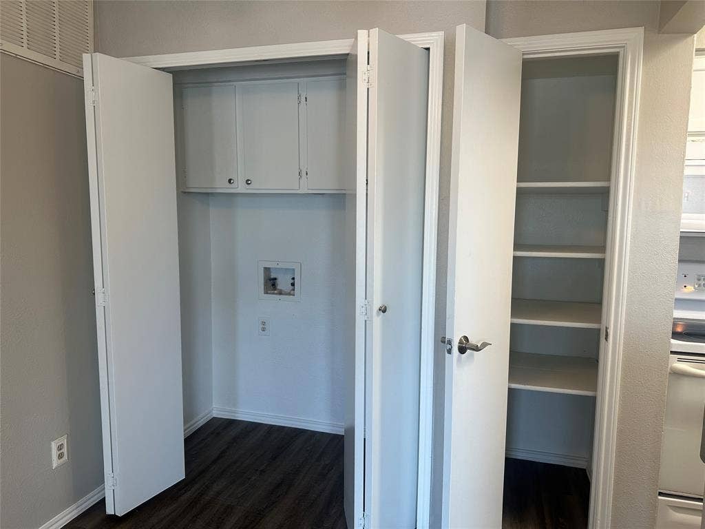 7621 Mccallum Boulevard, #309, Dallas, TX 75252 and pantry