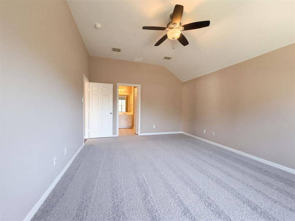 5327 Lake Gardens Drive, Grand Prairie, TX 75052 5327 Lake Gardens Drive, Grand Prairie, TX 75052