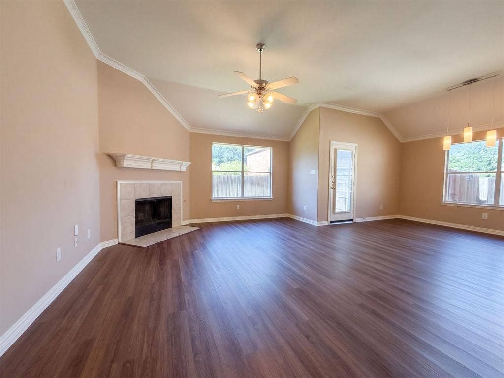 5327 Lake Gardens Drive, Grand Prairie, TX 75052 5327 Lake Gardens Drive, Grand Prairie, TX 75052