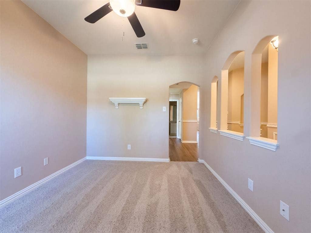 5327 Lake Gardens Drive, Grand Prairie, TX 75052 5327 Lake Gardens Drive, Grand Prairie, TX 75052