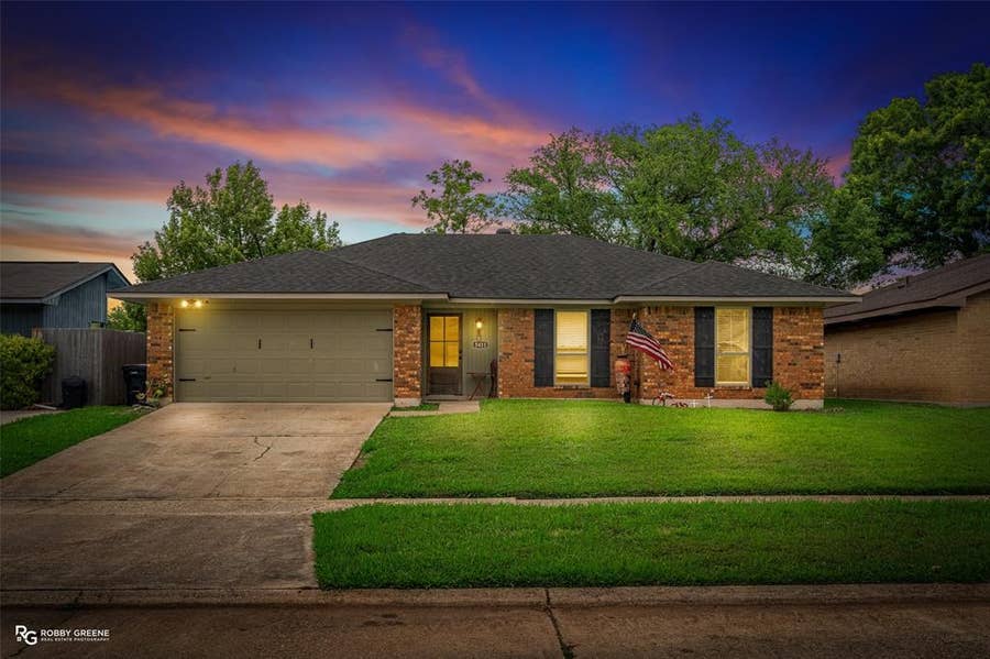 Property photo for 5411 Sage Drive, Bossier City, LA