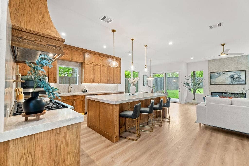 14015 Rawhide Parkway, Farmers Branch, TX 75234 14015 Rawhide Parkway, Farmers Branch, TX 75234