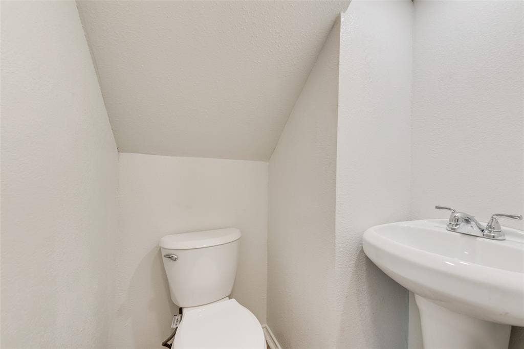914 wentwood Drive, DeSoto, TX 75115 914 wentwood Drive, DeSoto, TX 75115