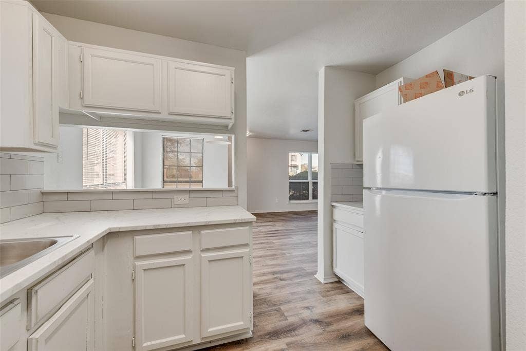 914 wentwood Drive, DeSoto, TX 75115 914 wentwood Drive, DeSoto, TX 75115