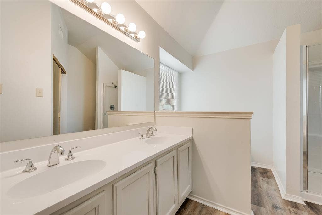 914 wentwood Drive, DeSoto, TX 75115 914 wentwood Drive, DeSoto, TX 75115