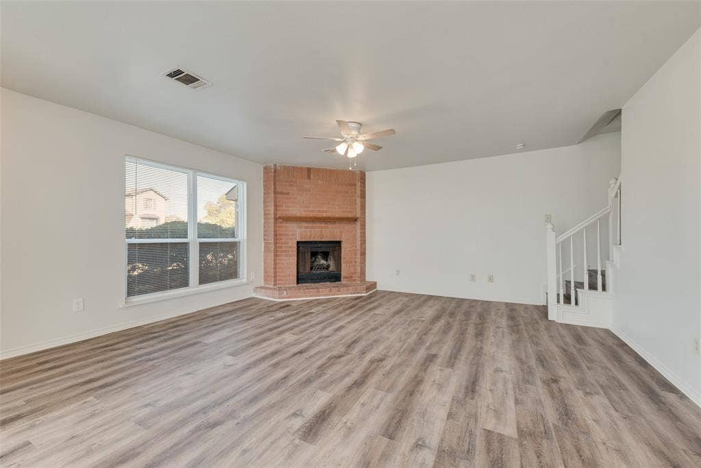 914 wentwood Drive, DeSoto, TX 75115 914 wentwood Drive, DeSoto, TX 75115