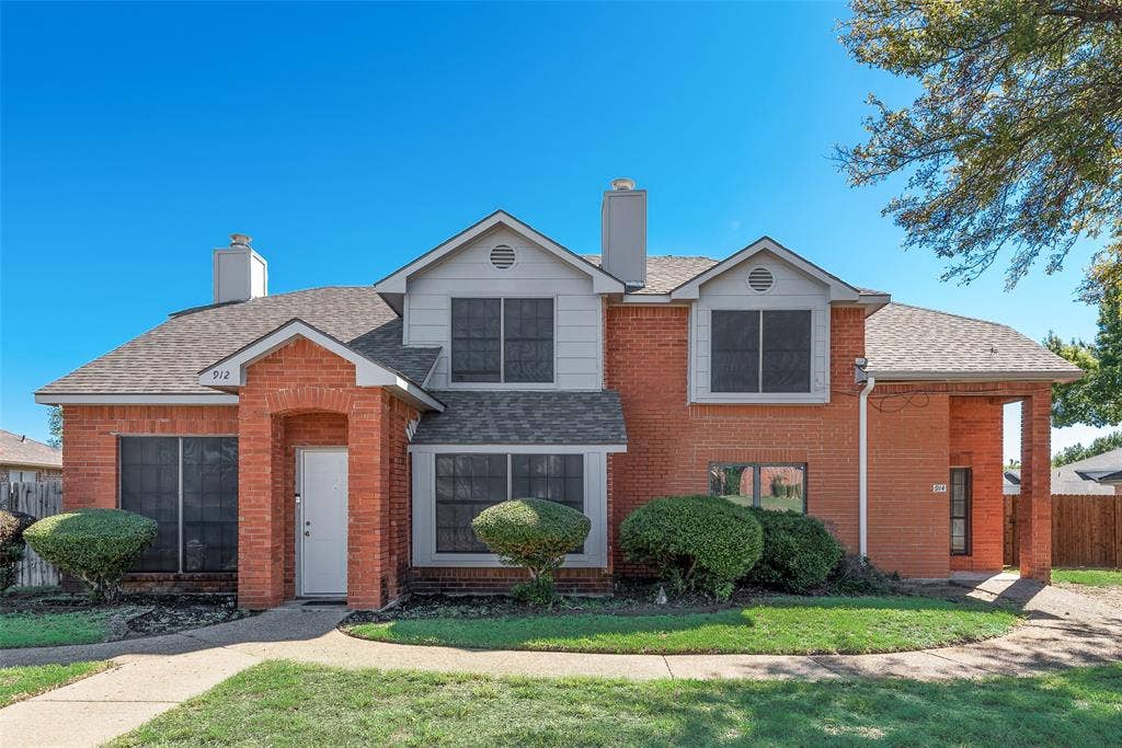 914 wentwood Drive, DeSoto, TX 75115 914 wentwood Drive, DeSoto, TX 75115