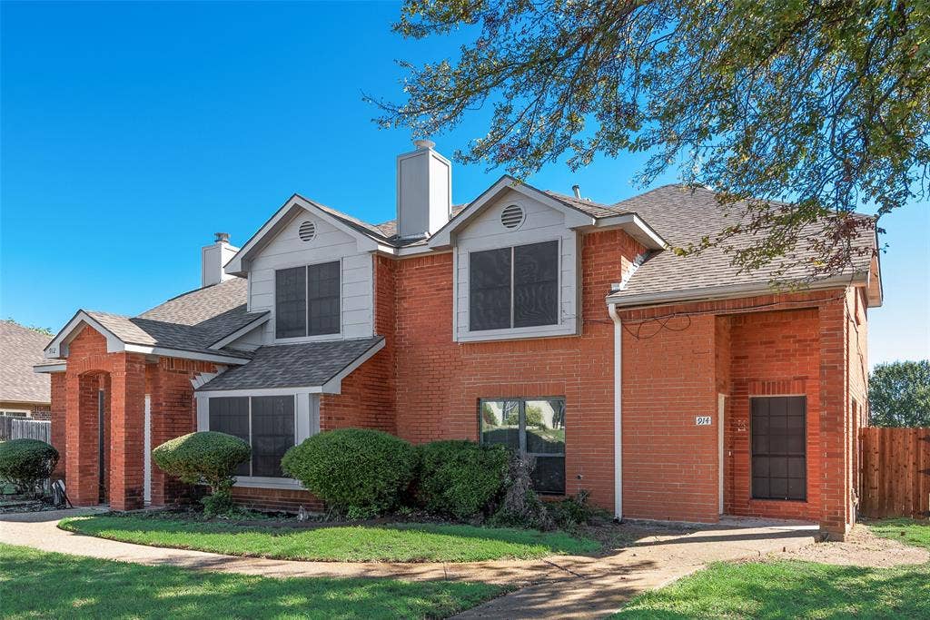 914 wentwood Drive, DeSoto, TX 75115 914 wentwood Drive, DeSoto, TX 75115