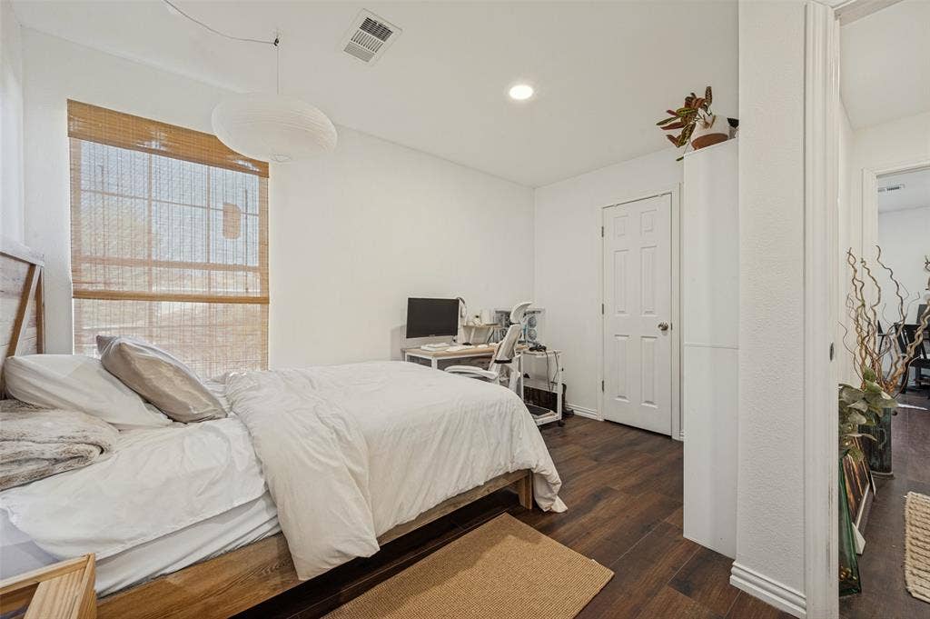 3117 Johnson Street, Grand Prairie, TX 75050 3117 Johnson Street, Grand Prairie, TX 75050