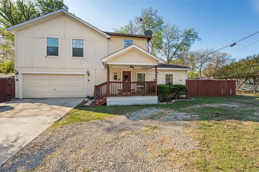Property photo for 3117 Johnston Street, Grand Prairie, TX