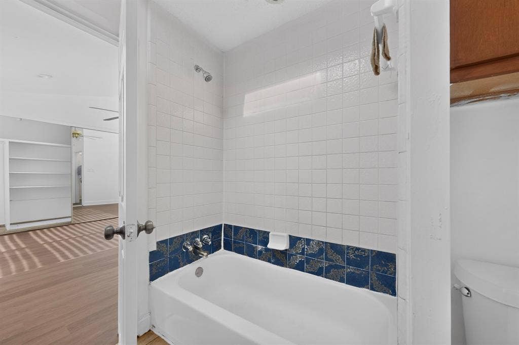 5710 Leona Avenue, #9, Dallas, TX 75231 5710 Leona Avenue, #9, Dallas, TX 75231