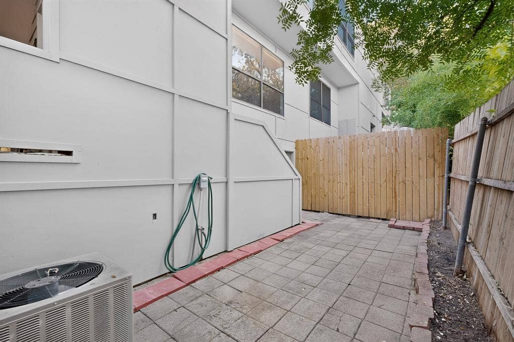 5710 Leona Avenue, #9, Dallas, TX 75231 5710 Leona Avenue, #9, Dallas, TX 75231