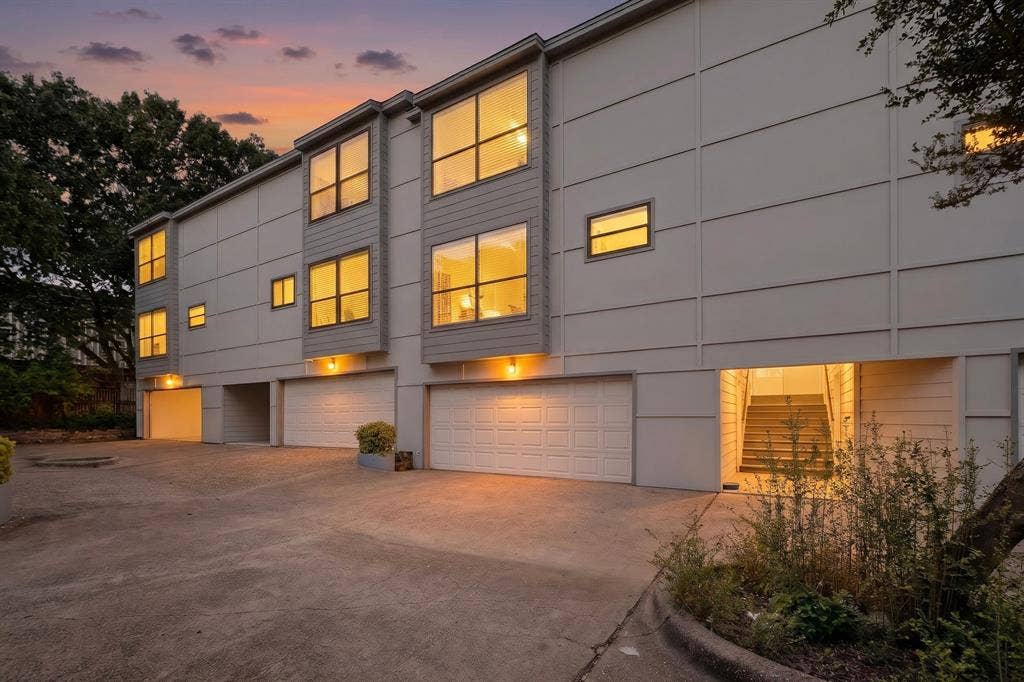 5710 Leona Avenue, #9, Dallas, TX 75231 5710 Leona Avenue, #9, Dallas, TX 75231
