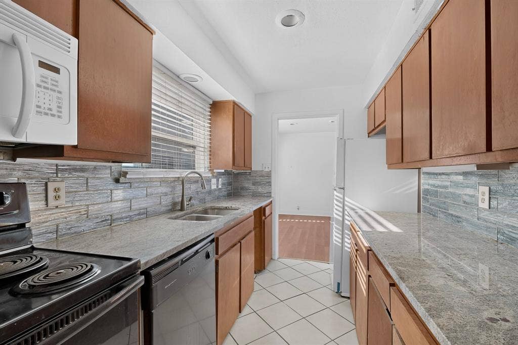 5710 Leona Avenue, #9, Dallas, TX 75231 5710 Leona Avenue, #9, Dallas, TX 75231