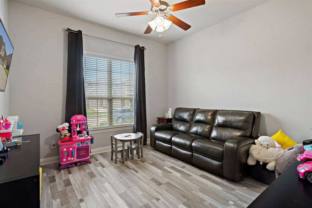 10912 Smithville Place, McKinney, TX 75071 10912 Smithville Place, McKinney, TX 75071