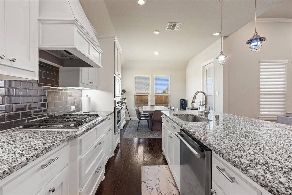 10912 Smithville Place, McKinney, TX 75071 10912 Smithville Place, McKinney, TX 75071