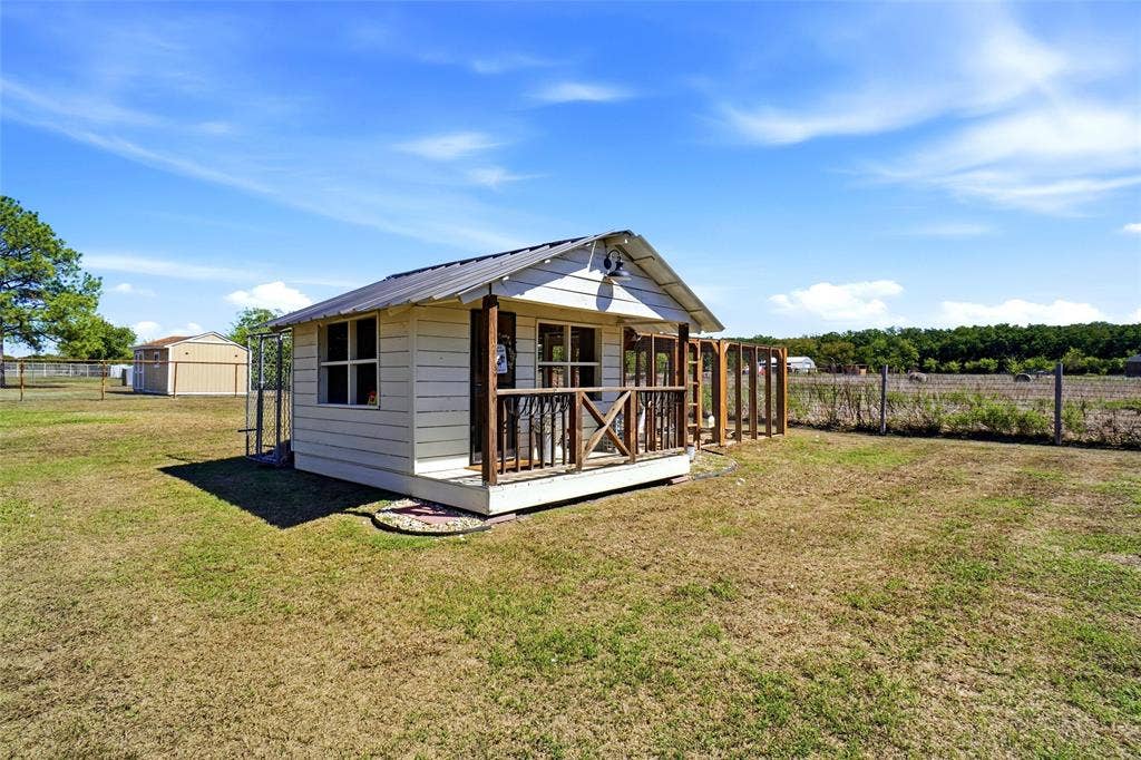 135 Smith Lane, Combine, TX 75159 135 Smith Lane, Combine, TX 75159