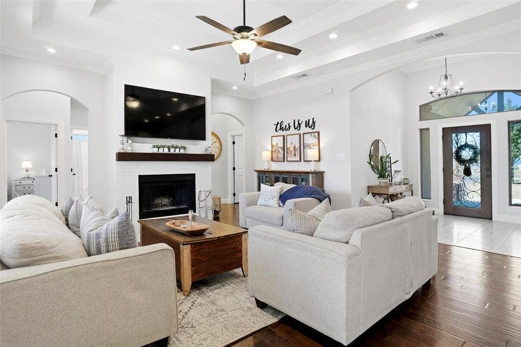 135 Smith Lane, Combine, TX 75159 135 Smith Lane, Combine, TX 75159