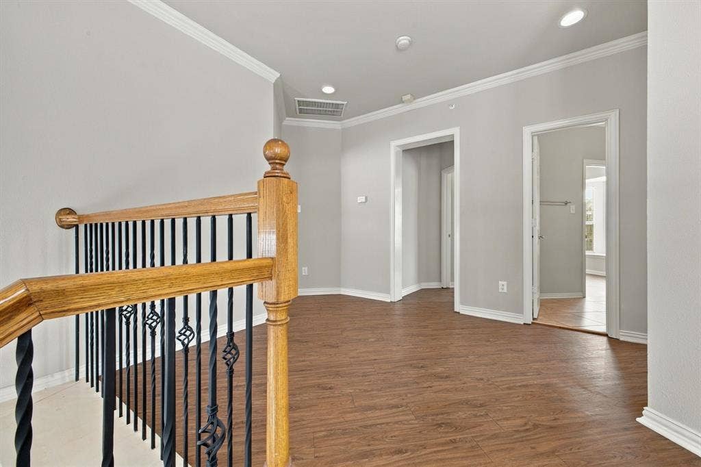 2529 Champagne Drive, Irving, TX 75038 2529 Champagne Drive, Irving, TX 75038