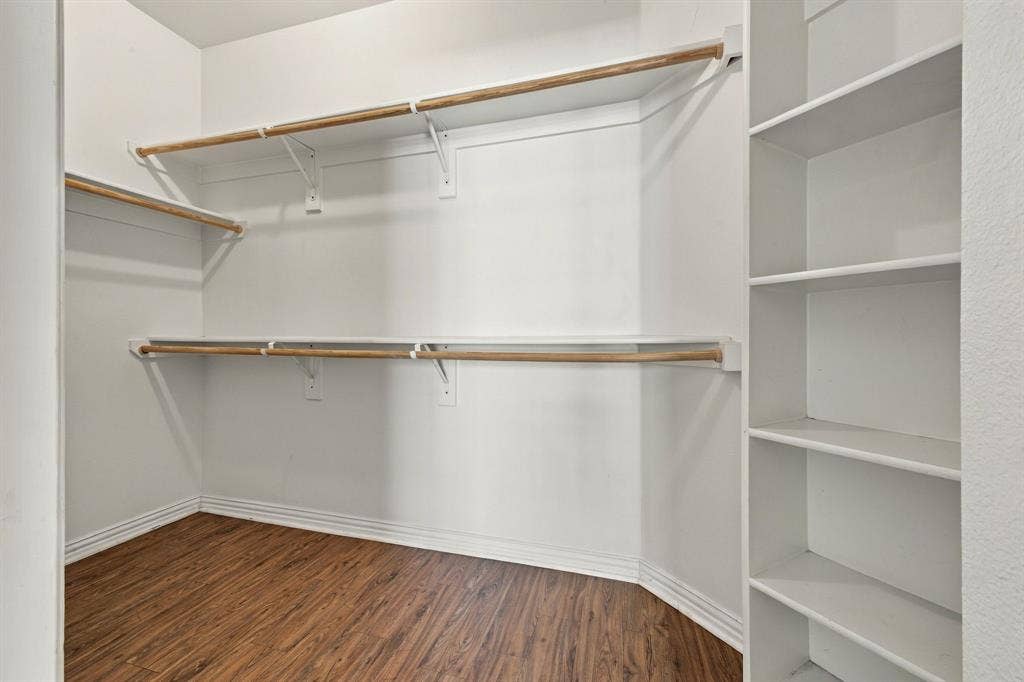 2529 Champagne Drive, Irving, TX 75038 Primary Closet