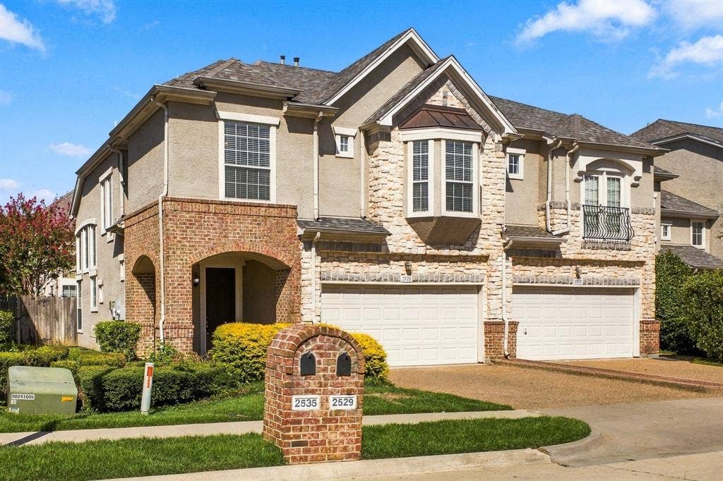 2529 Champagne Drive, Irving, TX 75038 2529 Champagne Drive, Irving, TX 75038