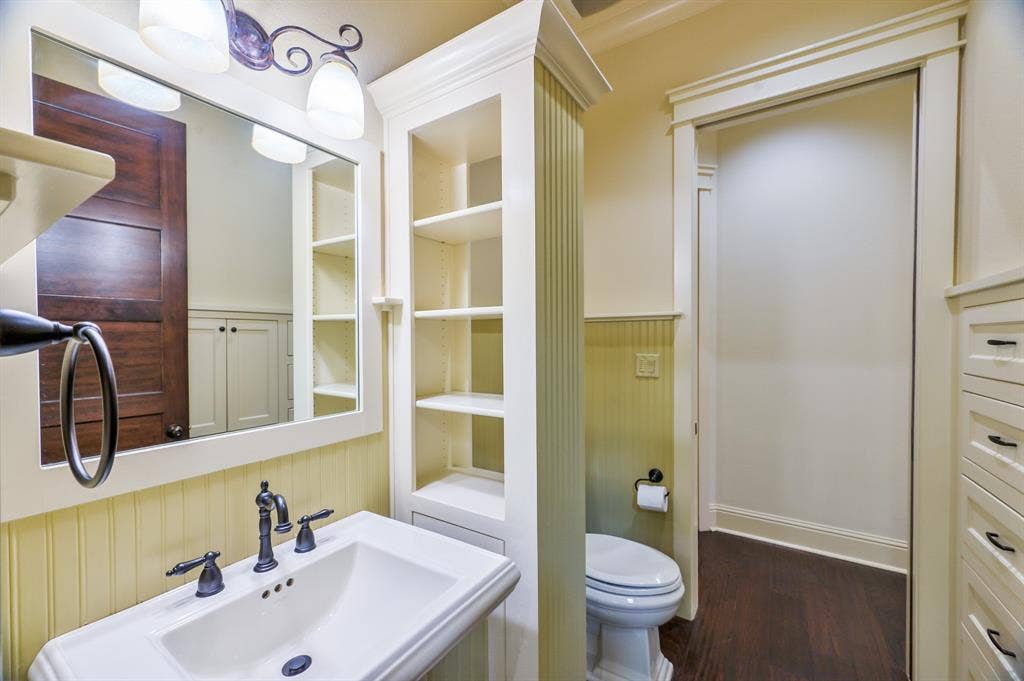 1034 Saint Thomas Court, Rockwall, TX 75087