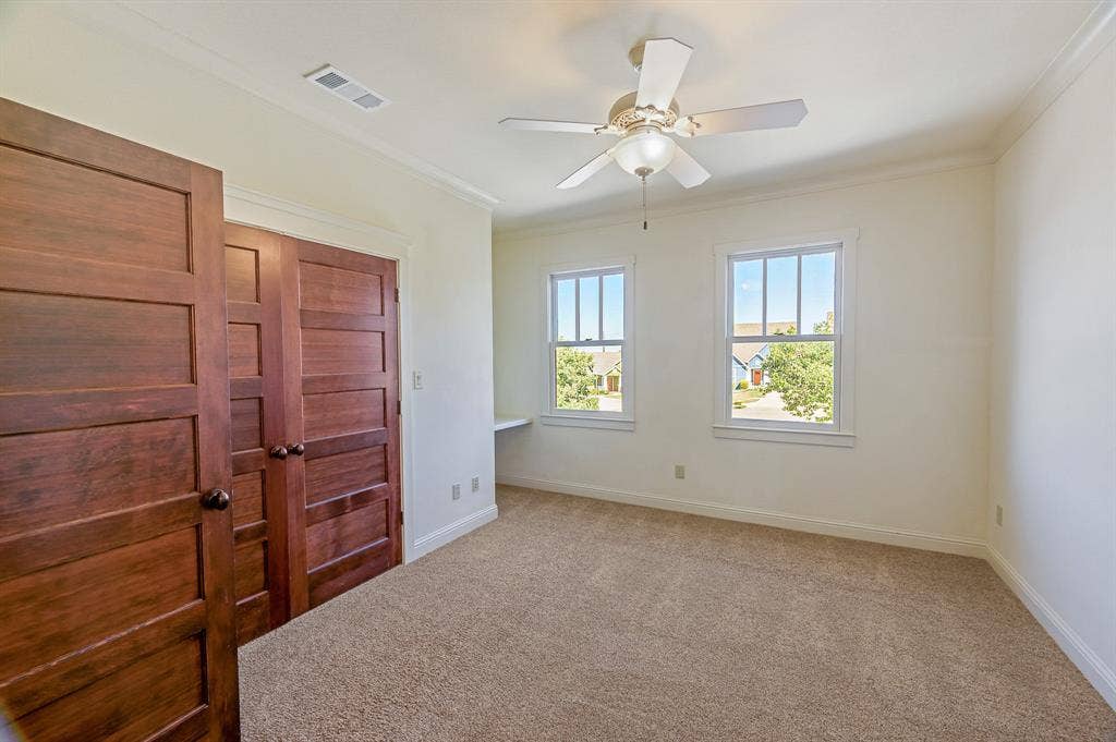 1034 Saint Thomas Court, Rockwall, TX 75087