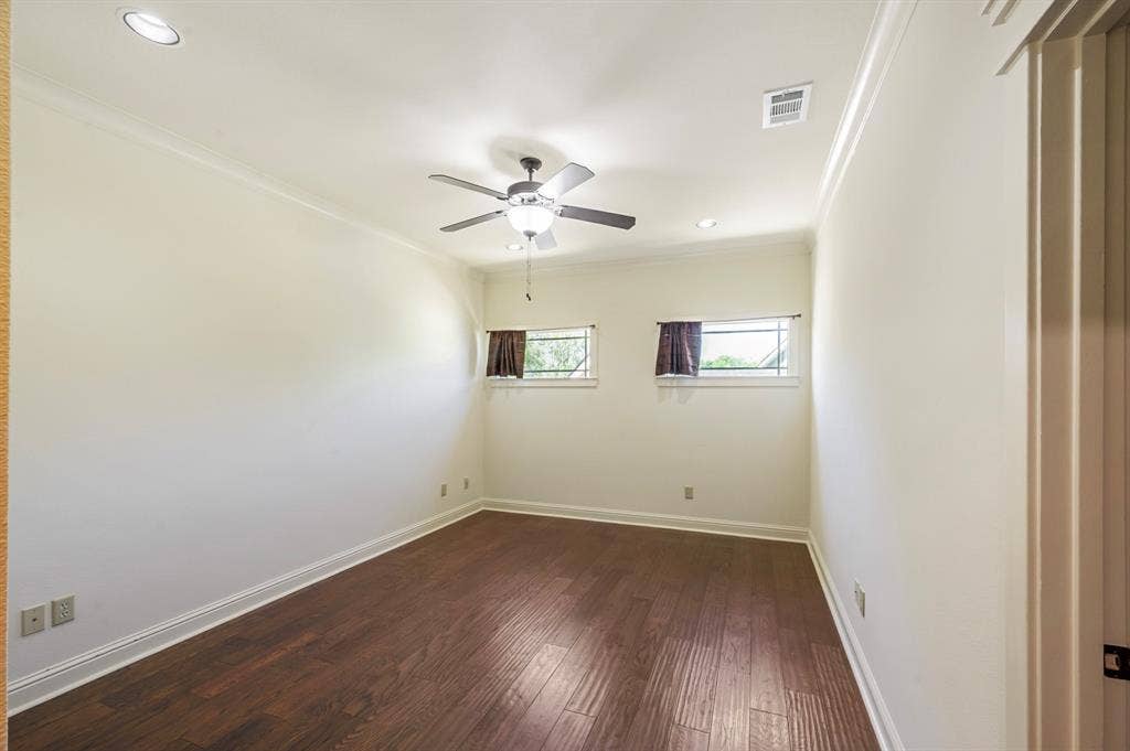 1034 Saint Thomas Court, Rockwall, TX 75087