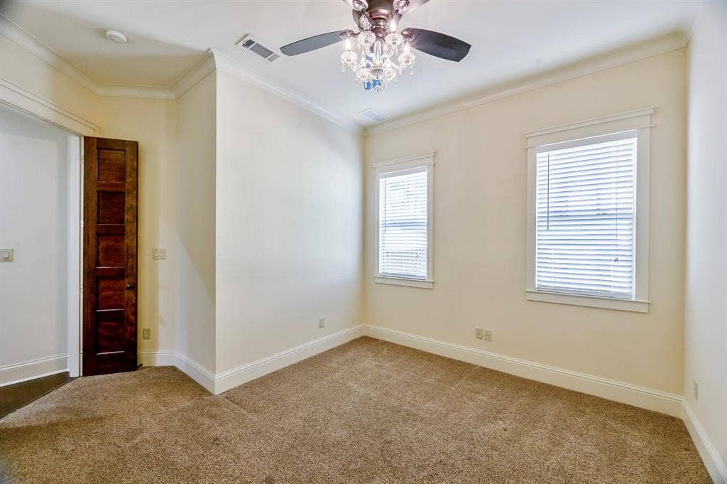 1034 Saint Thomas Court, Rockwall, TX 75087