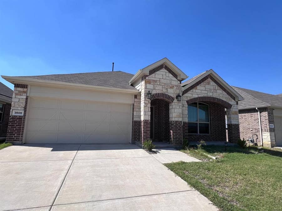 Property photo for 3505 Triumph Drive, Denton, TX