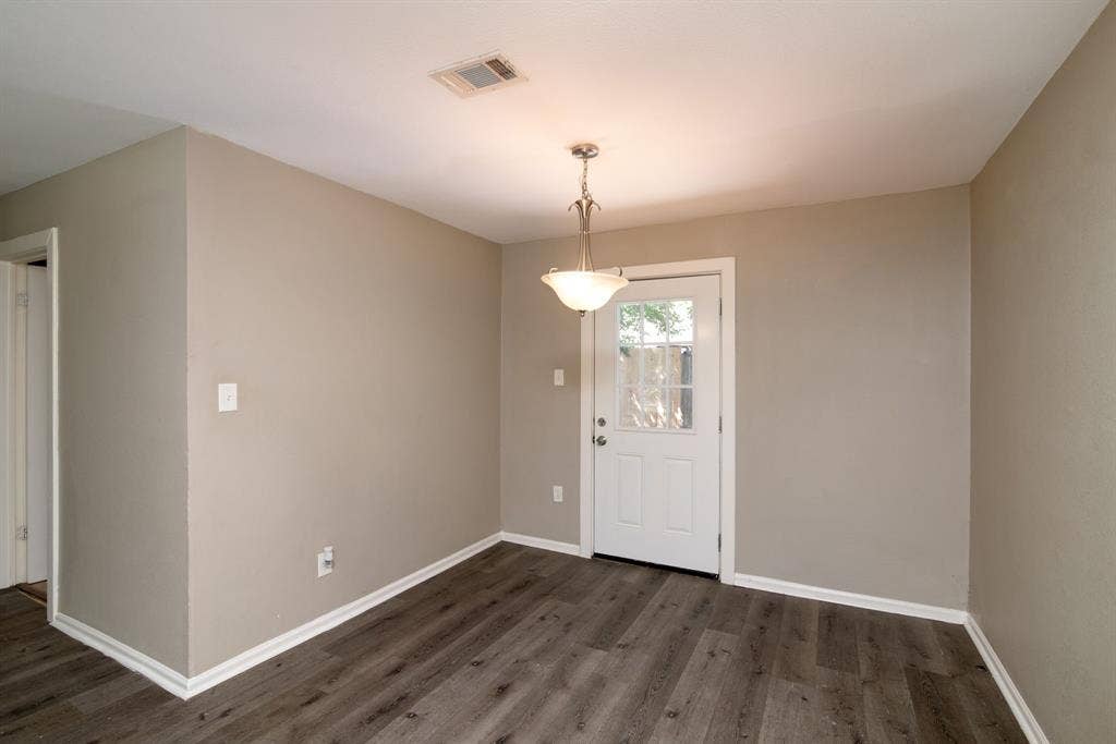 207 Hackberry Street, Terrell, TX 75160 207 Hackberry Street, Terrell, TX 75160