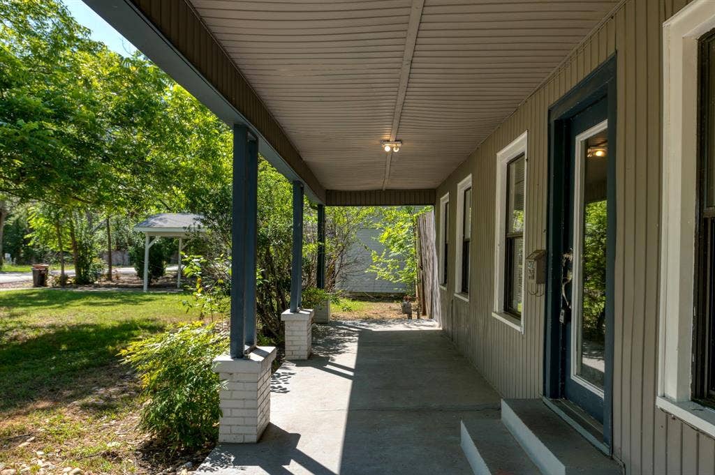 207 Hackberry Street, Terrell, TX 75160 207 Hackberry Street, Terrell, TX 75160