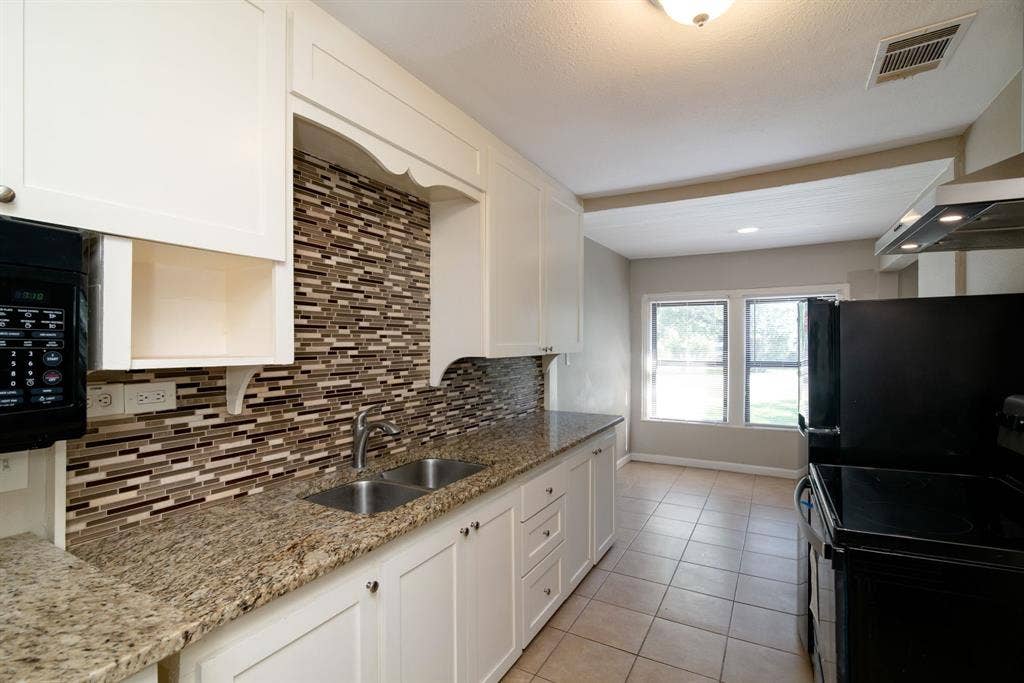 207 Hackberry Street, Terrell, TX 75160 207 Hackberry Street, Terrell, TX 75160