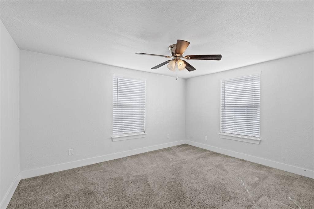 3514 Larry Street, Rowlett, TX 75088 3514 Larry Street, Rowlett, TX 75088